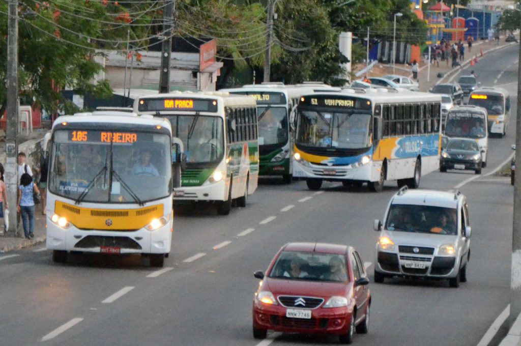 Comissão vota projeto que altera lei da tarifa social no transporte público