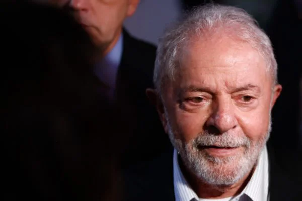 Lula tem encontro com John Kerry, enviado climático dos EUA na COP27