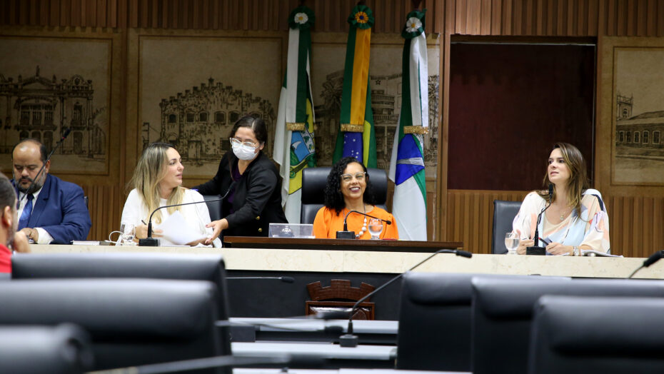 Câmara de Natal aprova projeto que possibilita semana das famílias de pessoas com autismo e outras síndromes