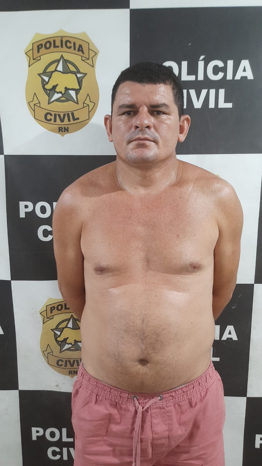 Chefe da maior organização de contrabando de cigarros no RN é preso na praia de Búzios