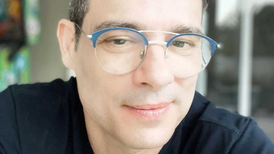 Com câncer, Celso Portiolli é internado e lamenta ausência no Teleton: “Dói demais”