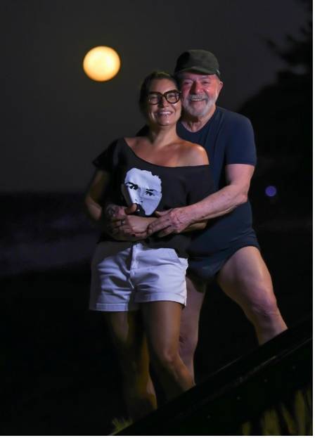 Fazer muito sexo oral causa rouquidão? Entenda boato sobre voz de Lula
