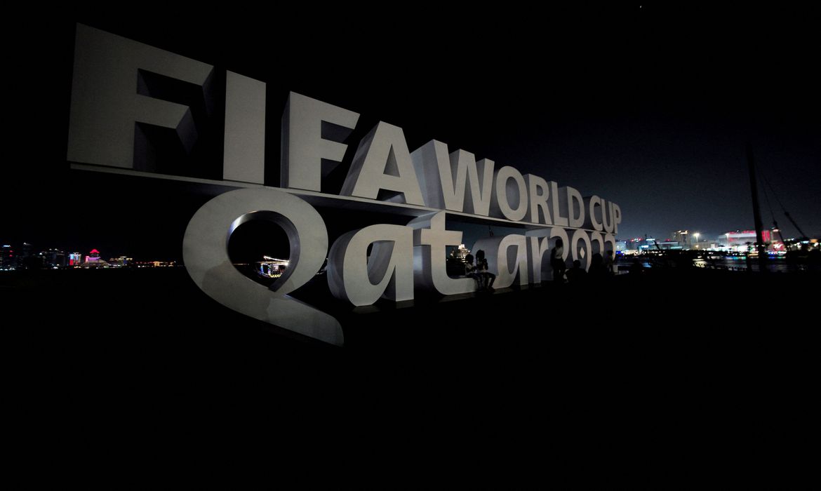 Fifa pede que países da Copa do Mundo "foquem no futebol" no Catar
