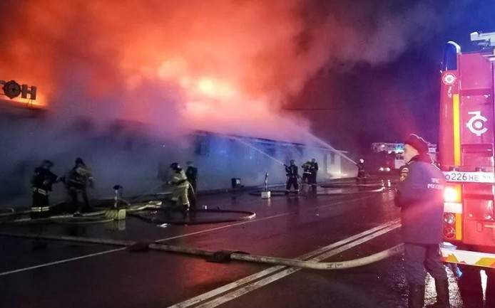 Incêndio em boate na Rússia deixa ao menos 13 mortos e cinco feridos