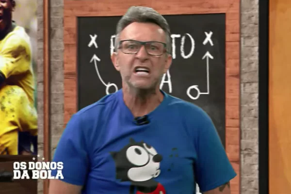 Neto surta com queda do Brasil na Copa e culpa Tite: “Burro! Idiota!”