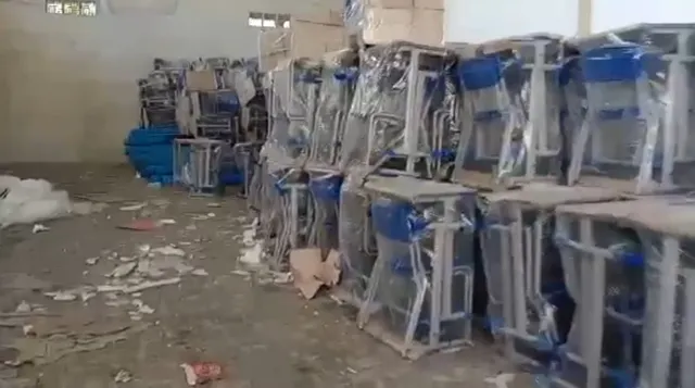 Carga roubada em PE com mais de 380 carteiras escolares é localizada pela polícia no RN