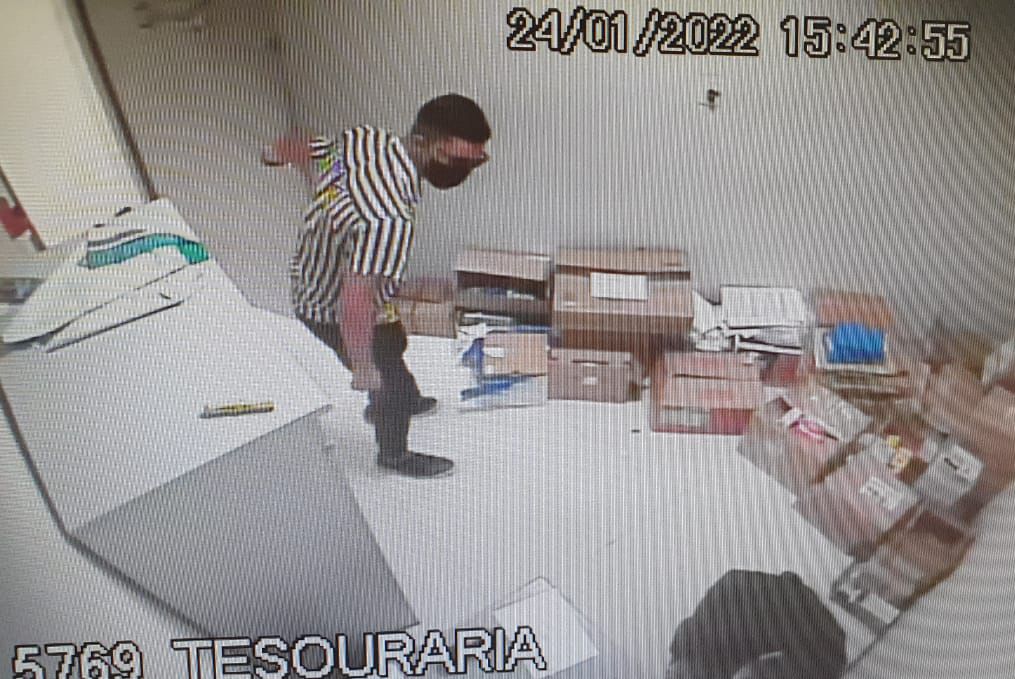 Gerente é preso por suspeita de envolvimento no roubo ao Banco do Brasil no RN