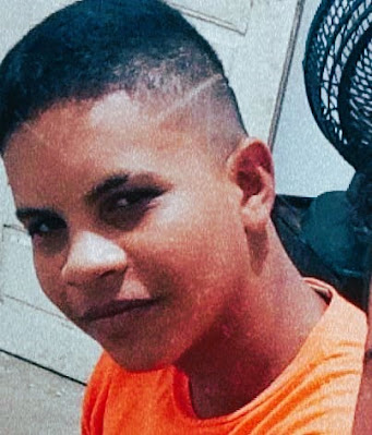 Adolescente é retirado de casa e executado no meio da rua no interior do RN