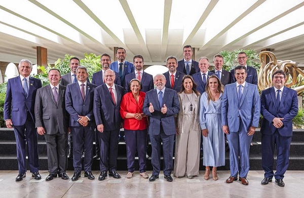 Governo do RN destaca obras prioritárias durante pacto federativo no Planalto