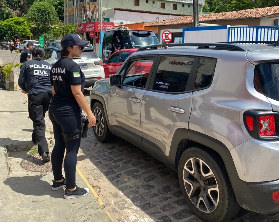 Polícia Civil realiza três prisões na 1ª fase da operação "Infância Protegida"