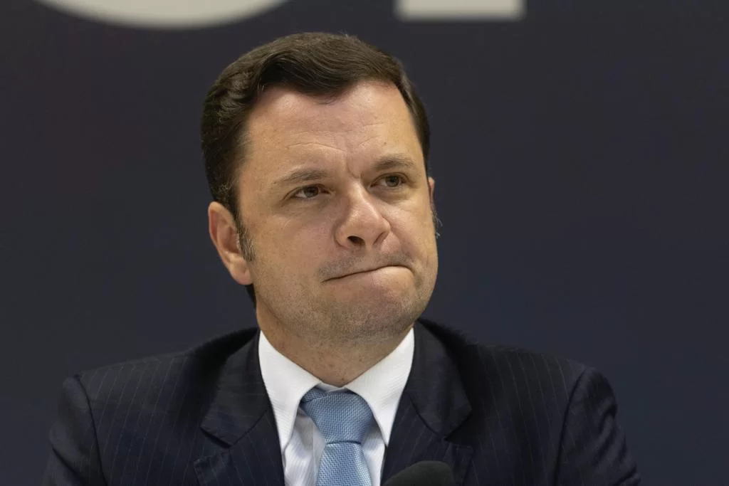 De férias nos EUA, Anderson Torres planeja voltar em breve ao Brasil para se entregar à PF