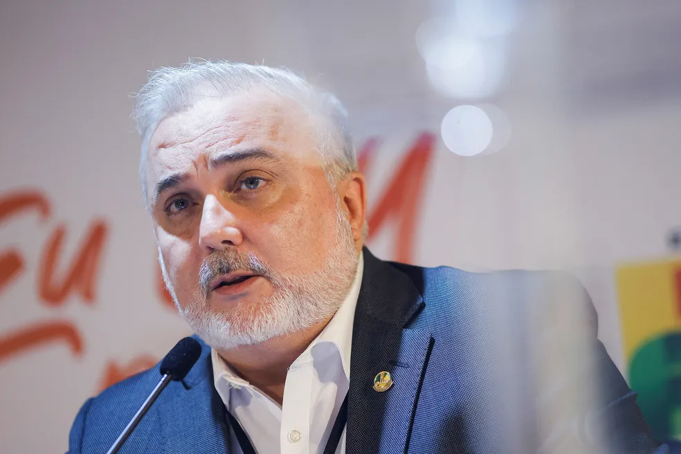Com ministro do TCU, Prates reforça compromisso de transparência na Petrobras