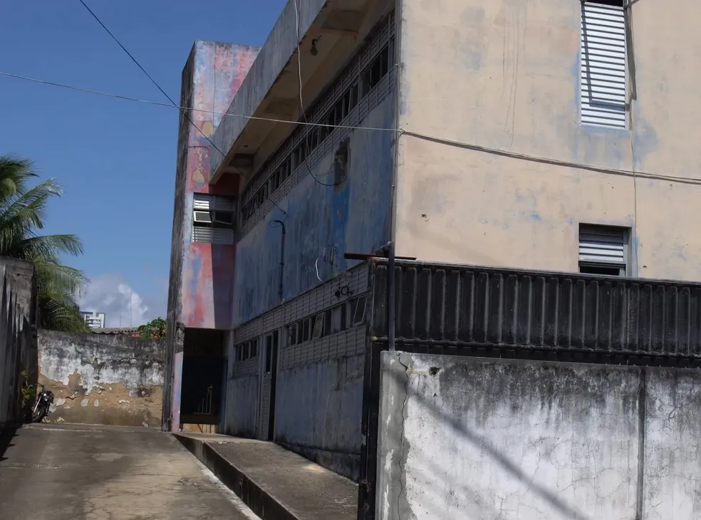 Dupla é presa em flagrante furtando em delegacia de Natal: "Estava brincando de pega-pega"