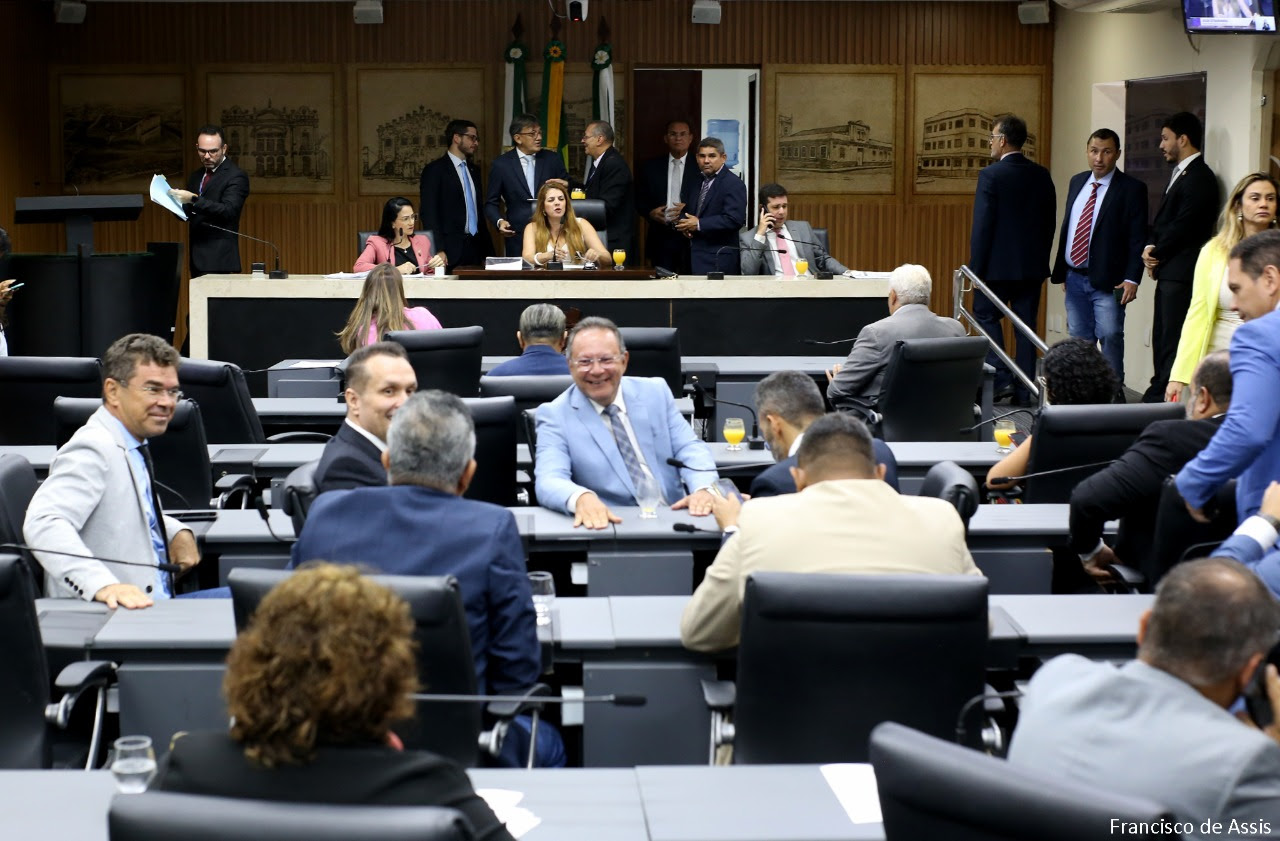 Câmara de Natal aprova projeto que cria Plano de Cargos para os servidores da Alimentar