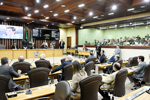 Governadora Fátima Bezerra fala aos deputados estaduais na abertura do ano legislativo