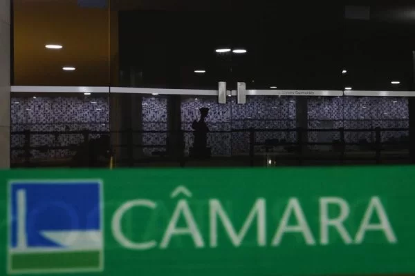 Além da CCJ, PT está de olho em outras seis comissões da Câmara