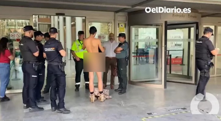 Justiça da Espanha decide que homem pode andar nu pelas ruas