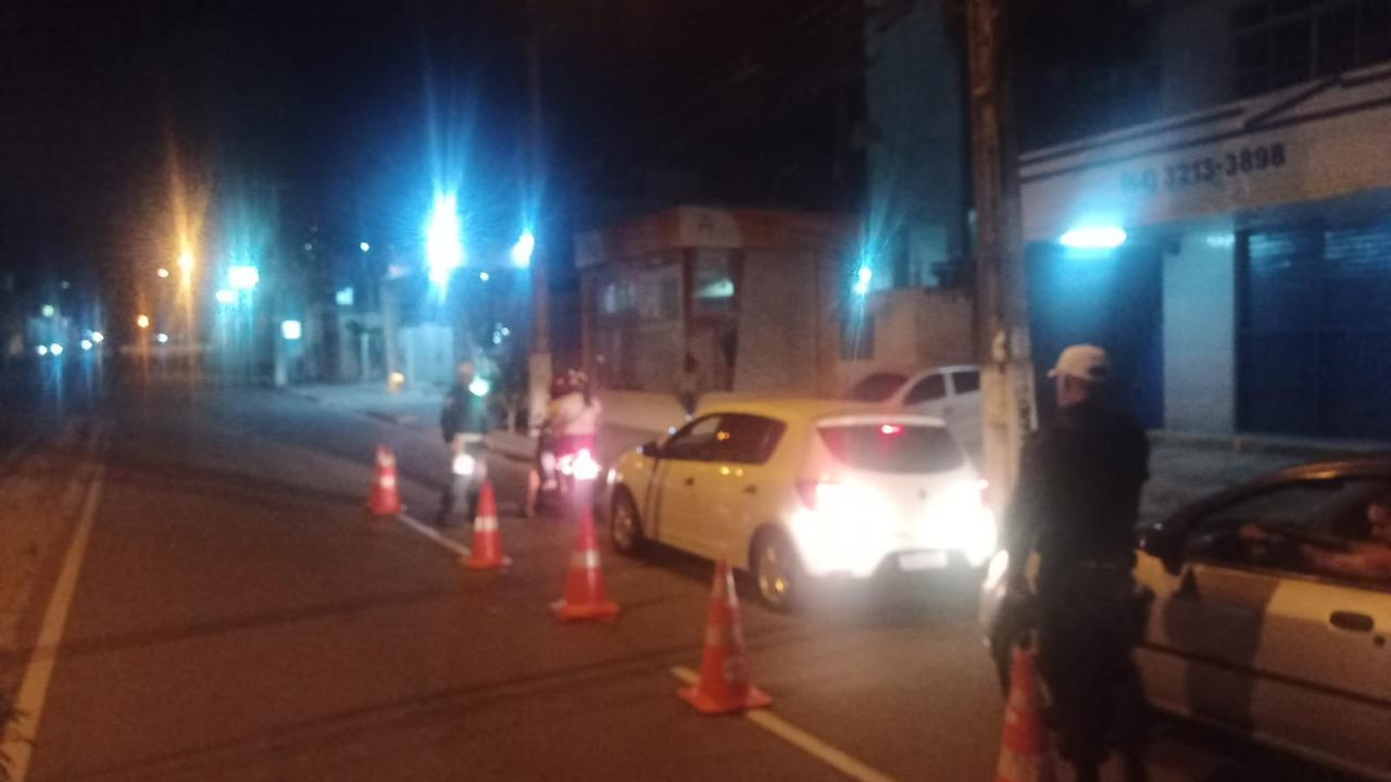 CPRE/Lei Seca realiza prisão por tráfico de drogas e embriaguez ao volante na zona Oeste de Natal