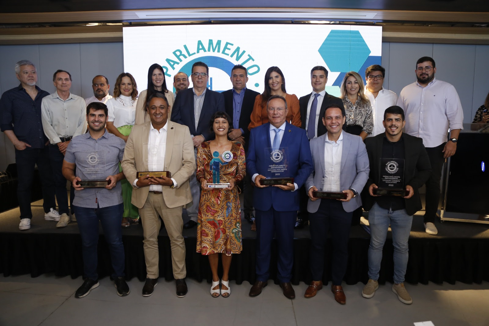 Vereadores de Natal recebem Prêmio Parlamento Empreendedor