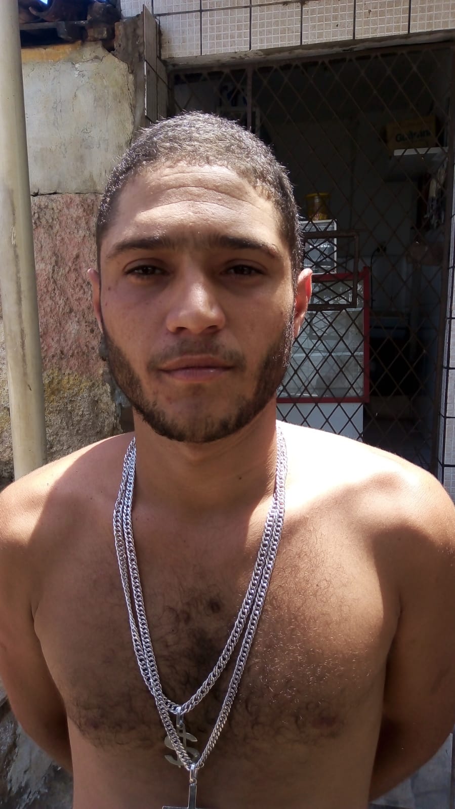 Homem é detido após agredir policial militar durante patrulhamento na zona oeste de Natal
