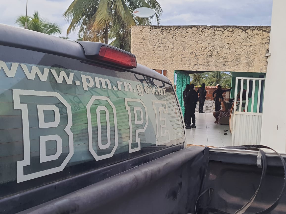 Ação policial desarticula organização criminosa que atuava com tráfico de drogas, assaltos e mortes de policiais no litoral potiguar