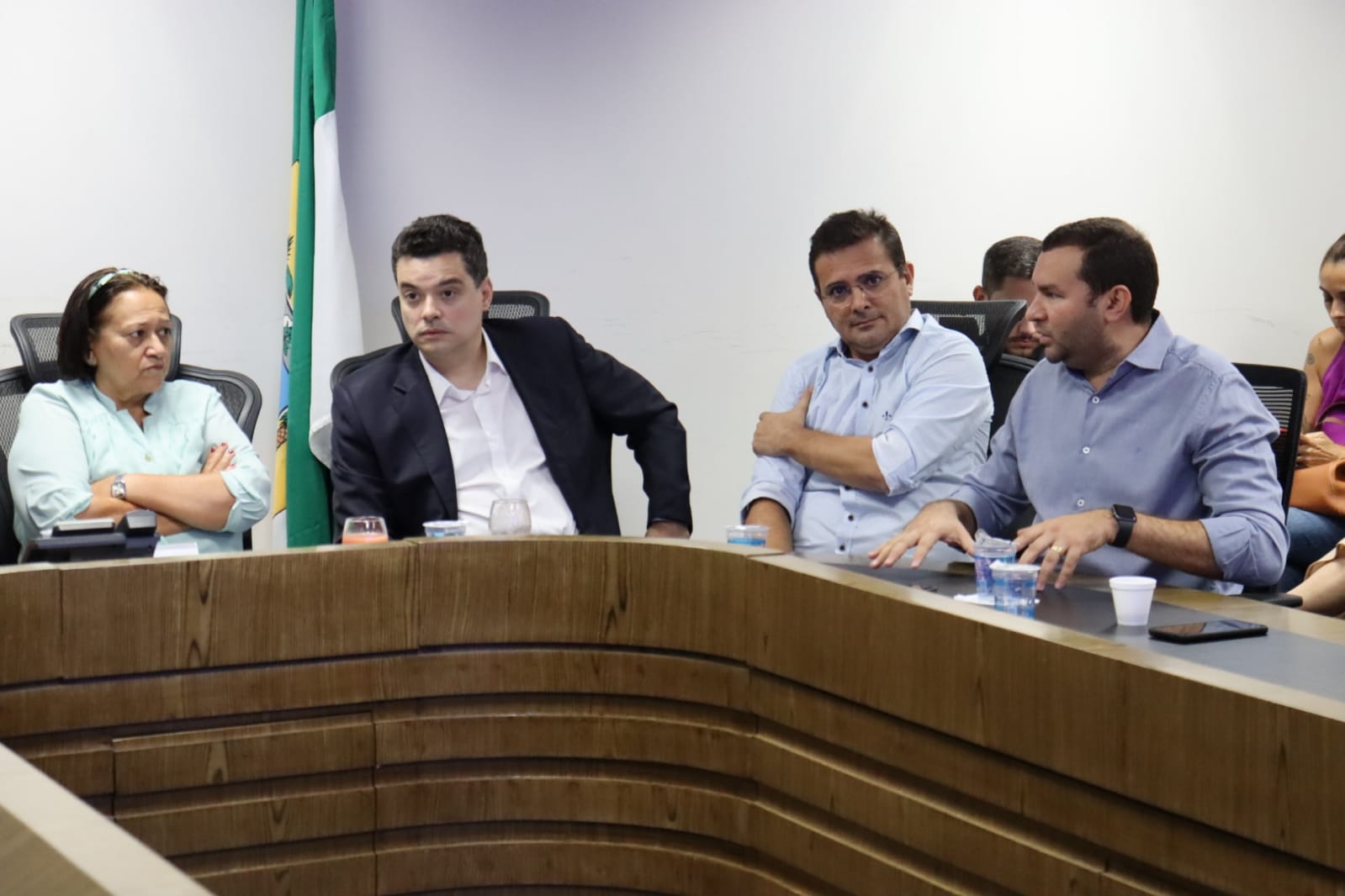 Prefeito Emídio Jr participa de reunião com gabinete de gestão de crise na segurança