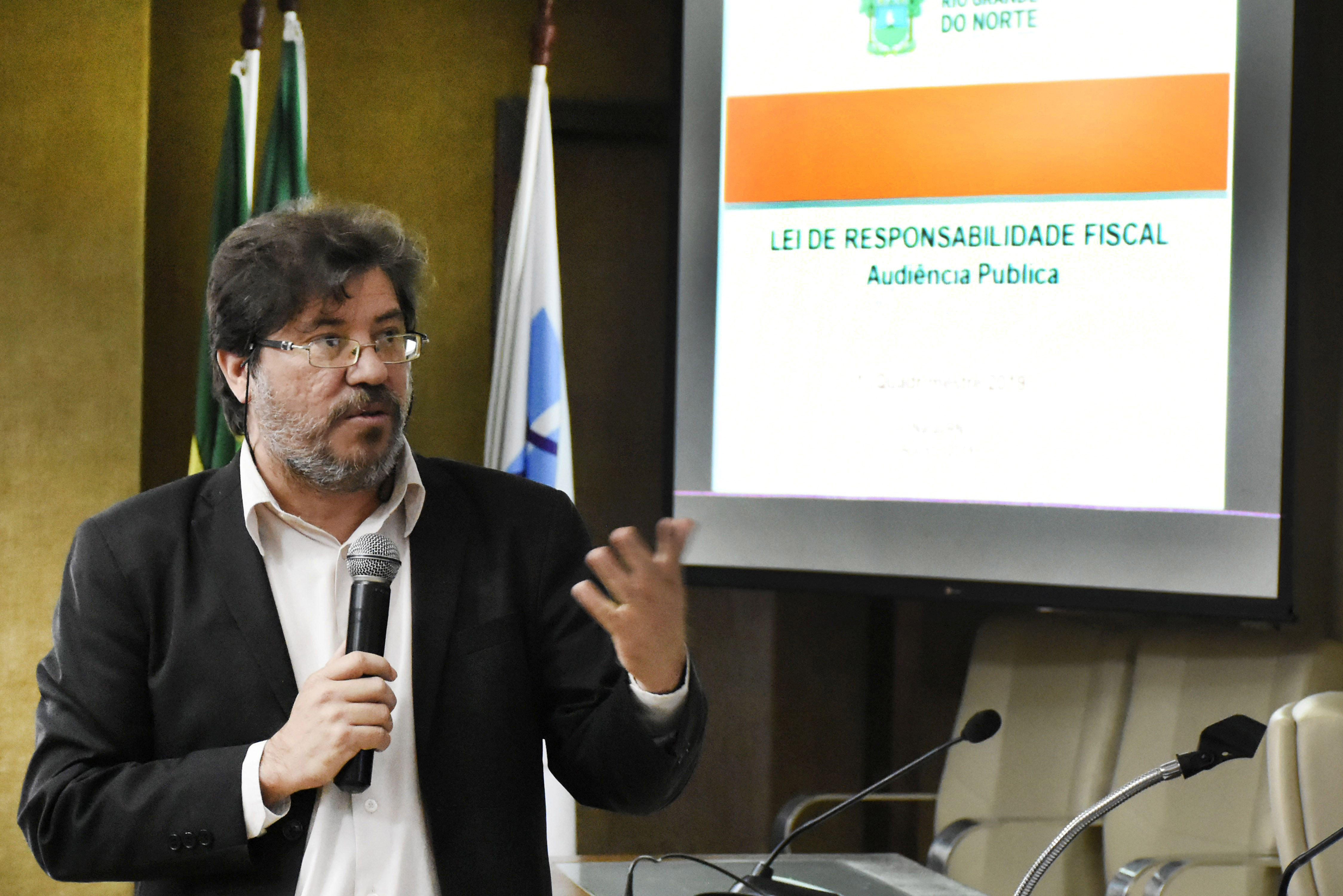 Sinte-RN aprova greve e secretário diz que proposta inviabiliza Estado