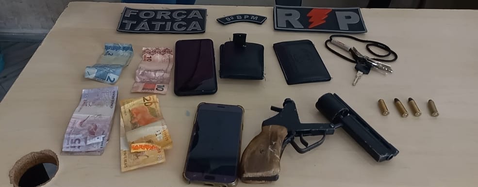 Homem é preso e adolescente apreendido após assalto na Zona Oeste de Natal