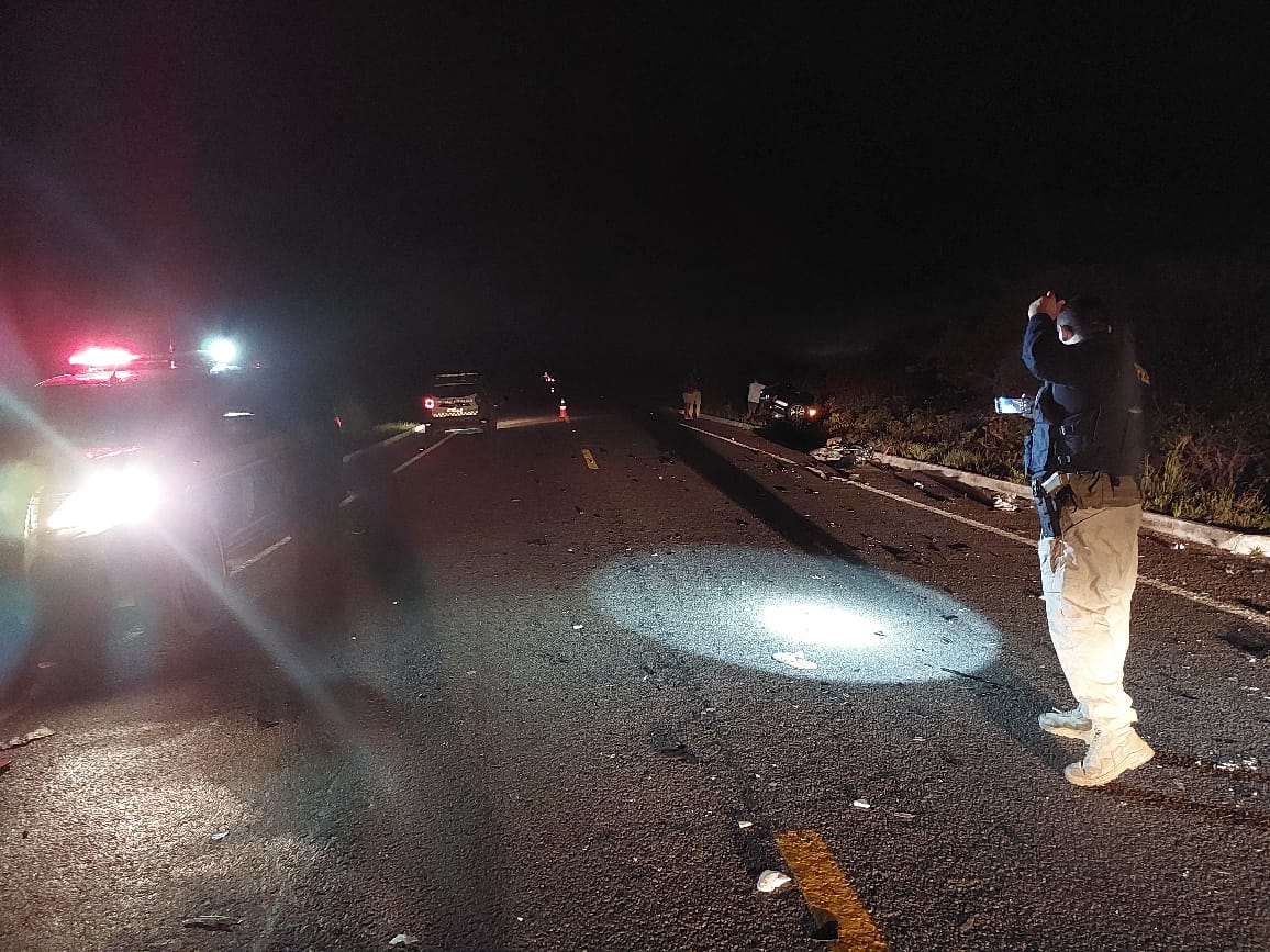 Pai e filho morrem em acidente com vários veículos na BR-101 em Ceará-Mirim