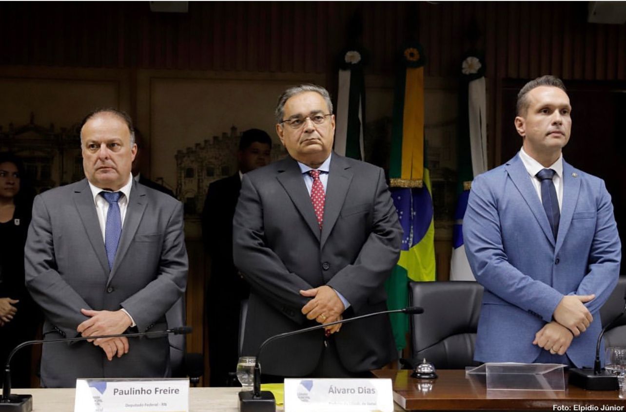 Prefeito Álvaro Dias aponta Ériko Jácome e Rafael Motta como "excelentes" nomes para disputar sua sucessão