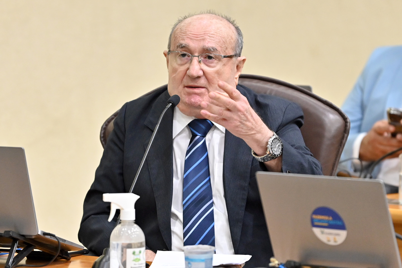 José Dias critica “abandono do patrimônio do Estado”