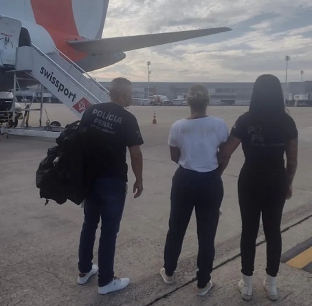 "Bibi Perigosa", apontada como mandante de ataques no RN, é transferida do Rio de Janeiro para o RN