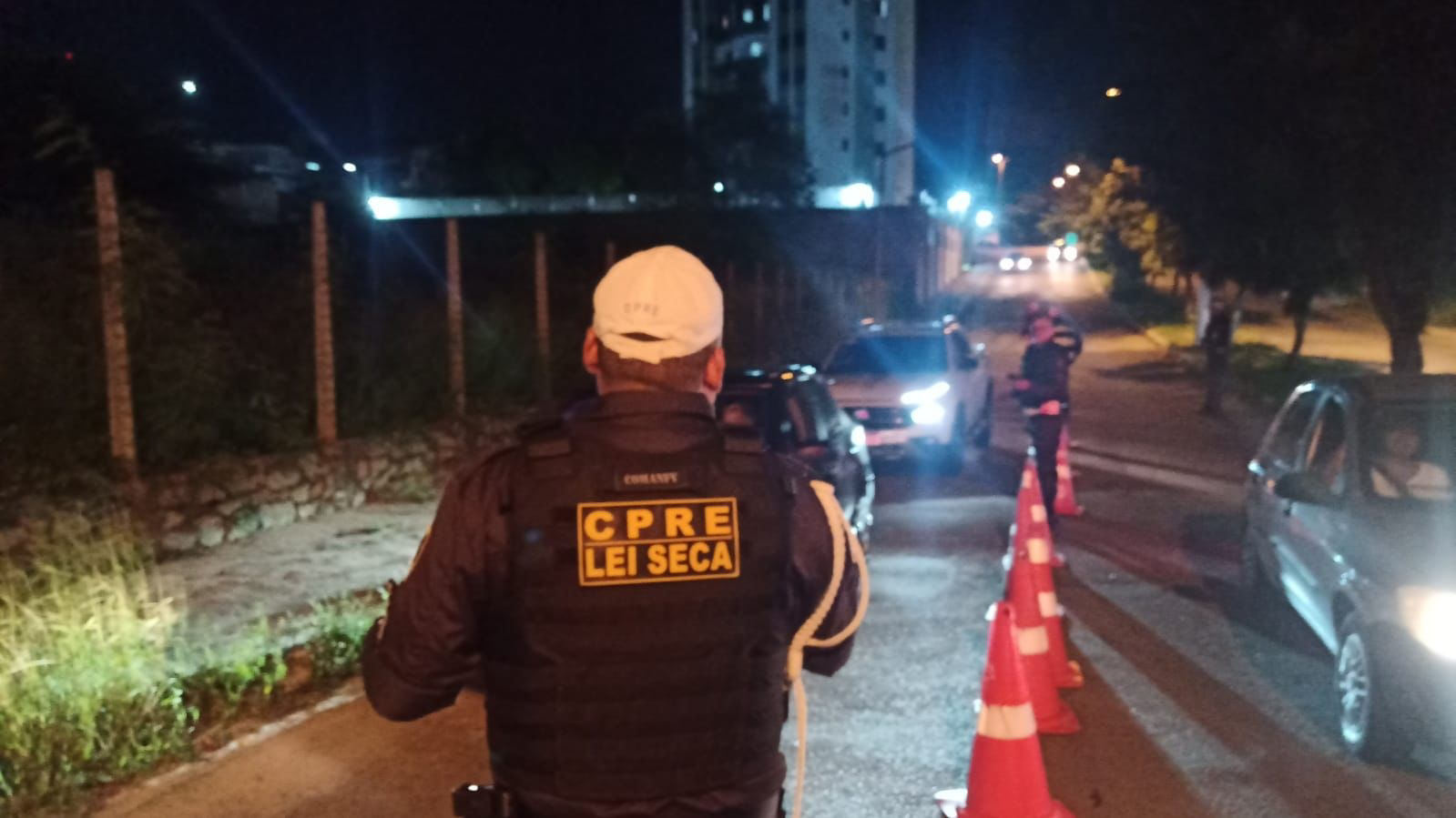 Cinco motoristas alcoolizados são autuados em fiscalização na madrugada dessa Sexta Santa