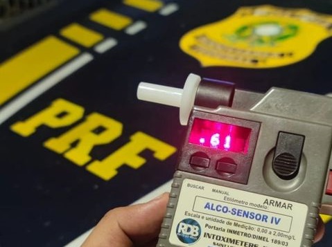 PRF autua 85 motoristas por embriaguez ao volante no feriado no RN; saiba as infrações mais cometidas