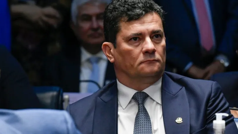 PGR denuncia Moro por sugerir 'compra de habeas corpus de Gilmar Mendes'
