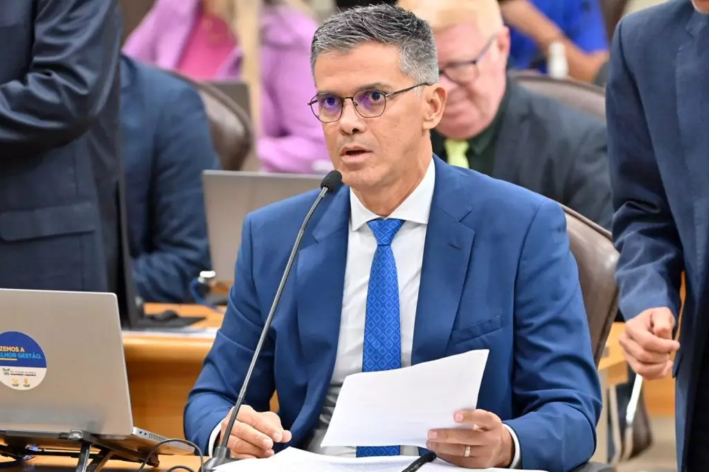 Coronel Azevedo apoia pré-candidatura de Girão a prefeito de Natal