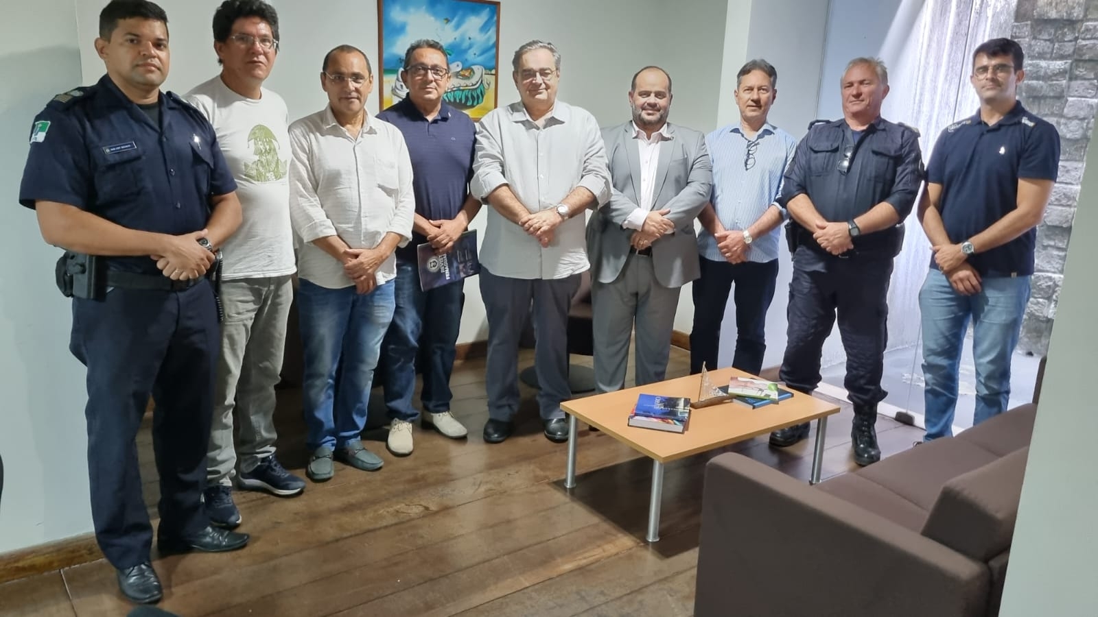 Álvaro Dias debate plano de cargos da Guarda Municipal com Sindicato￼