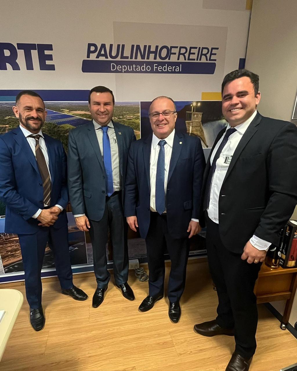 Deputado Paulinho Freire reúne prefeitos em Brasília para ouvir pleitos municipalistas