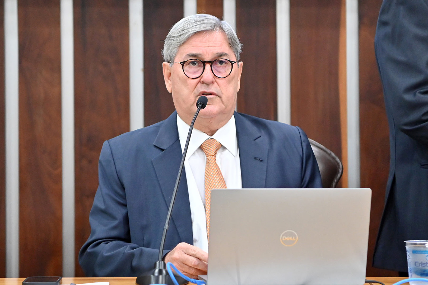 Tomba Farias se posiciona sobre proposta do Governo Estadual para pagamento de emendas