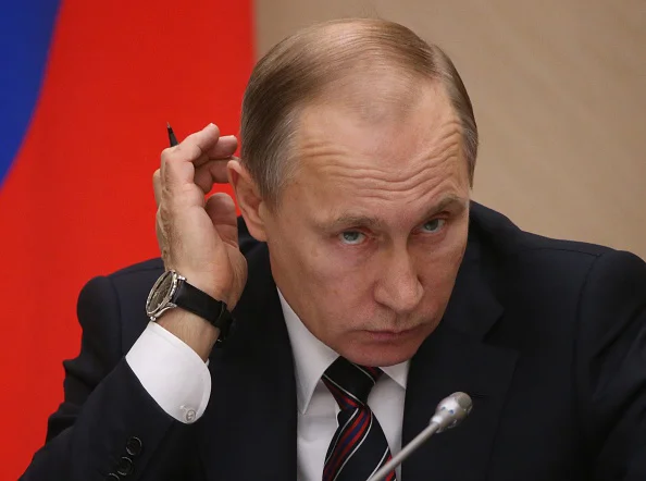 Putin controla tensão com grupo Wagner, mas enfrenta a maior crise de seu governo