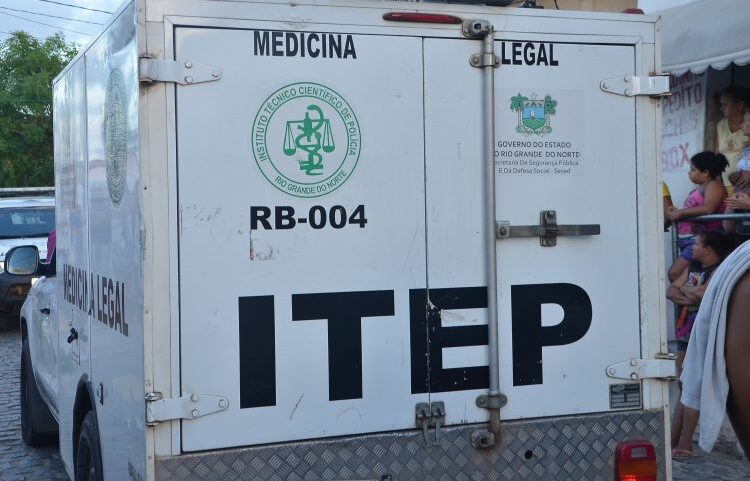 Tragédia: menino de 10 anos atira por acidente e mata irmão de 12 anos na Grande Natal
