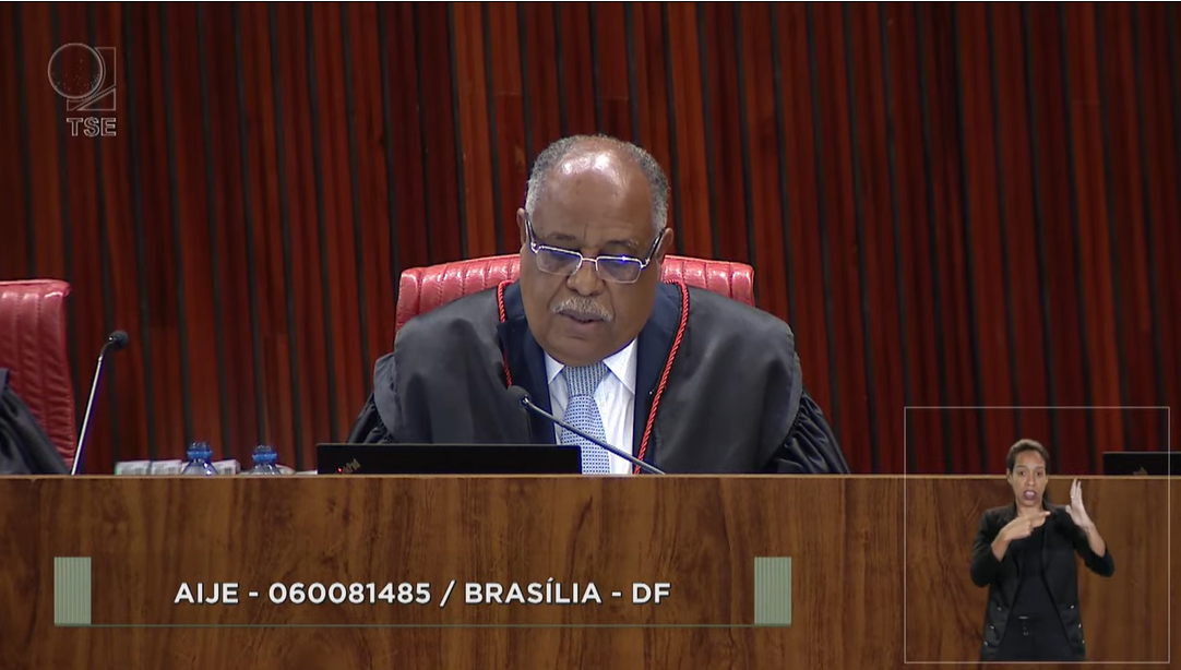 TSE inicia julgamento que pode tornar Bolsonaro inelegível