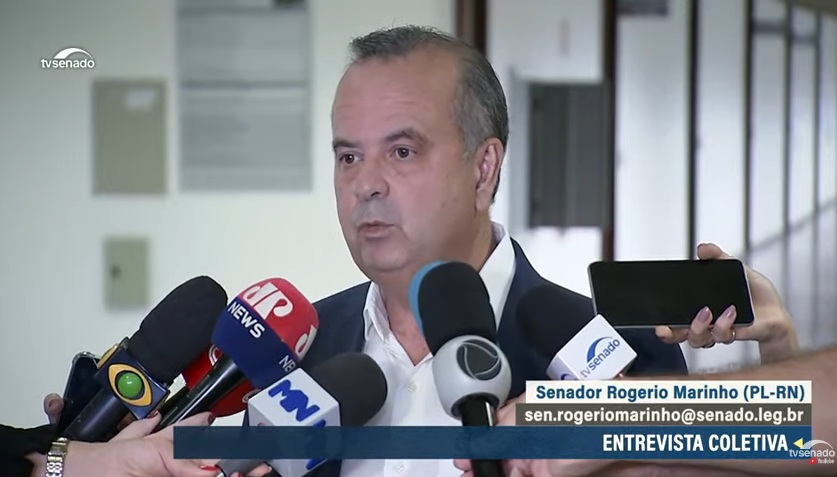 ‘Continuarei senador, para desespero dos que se regozijaram’, afirma Rogério Marinho, após condenação por improbidade