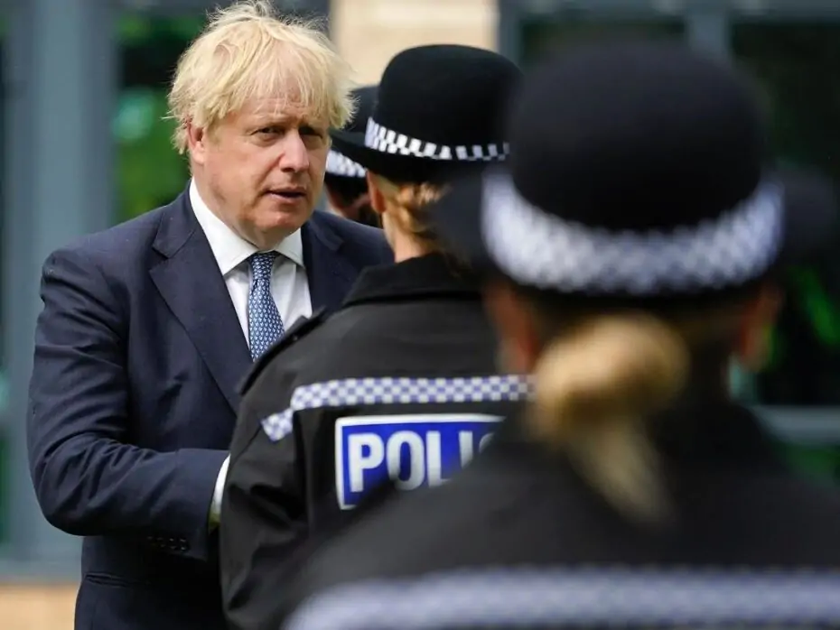 Boris Johnson renuncia ao cargo de membro do parlamento britânico