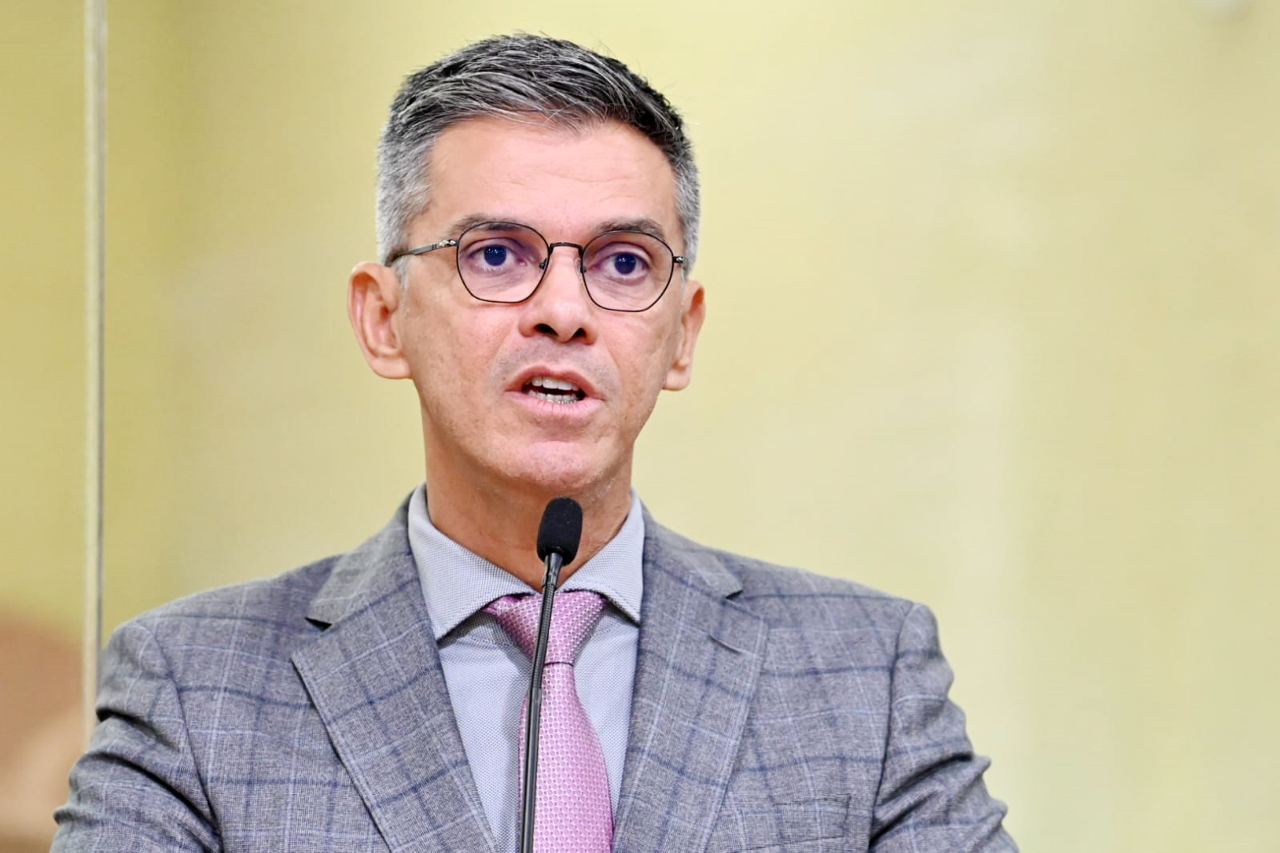 Coronel Azevedo compara gestões e diz que o RN está aquém de SP no tratamento aos policiais