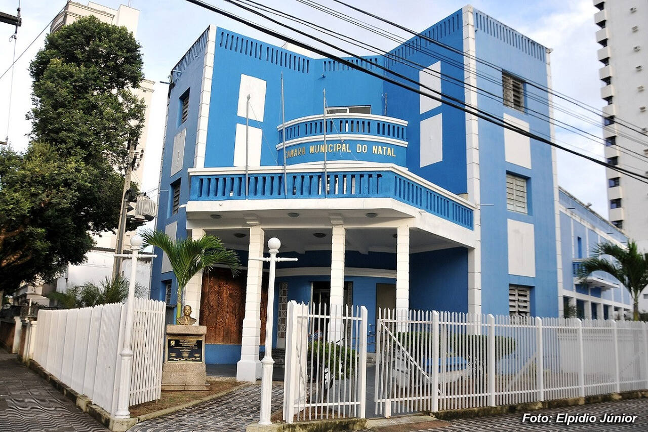 Vereador se afasta para cuidar da saúde, e Câmara de Natal tem mudança na composição