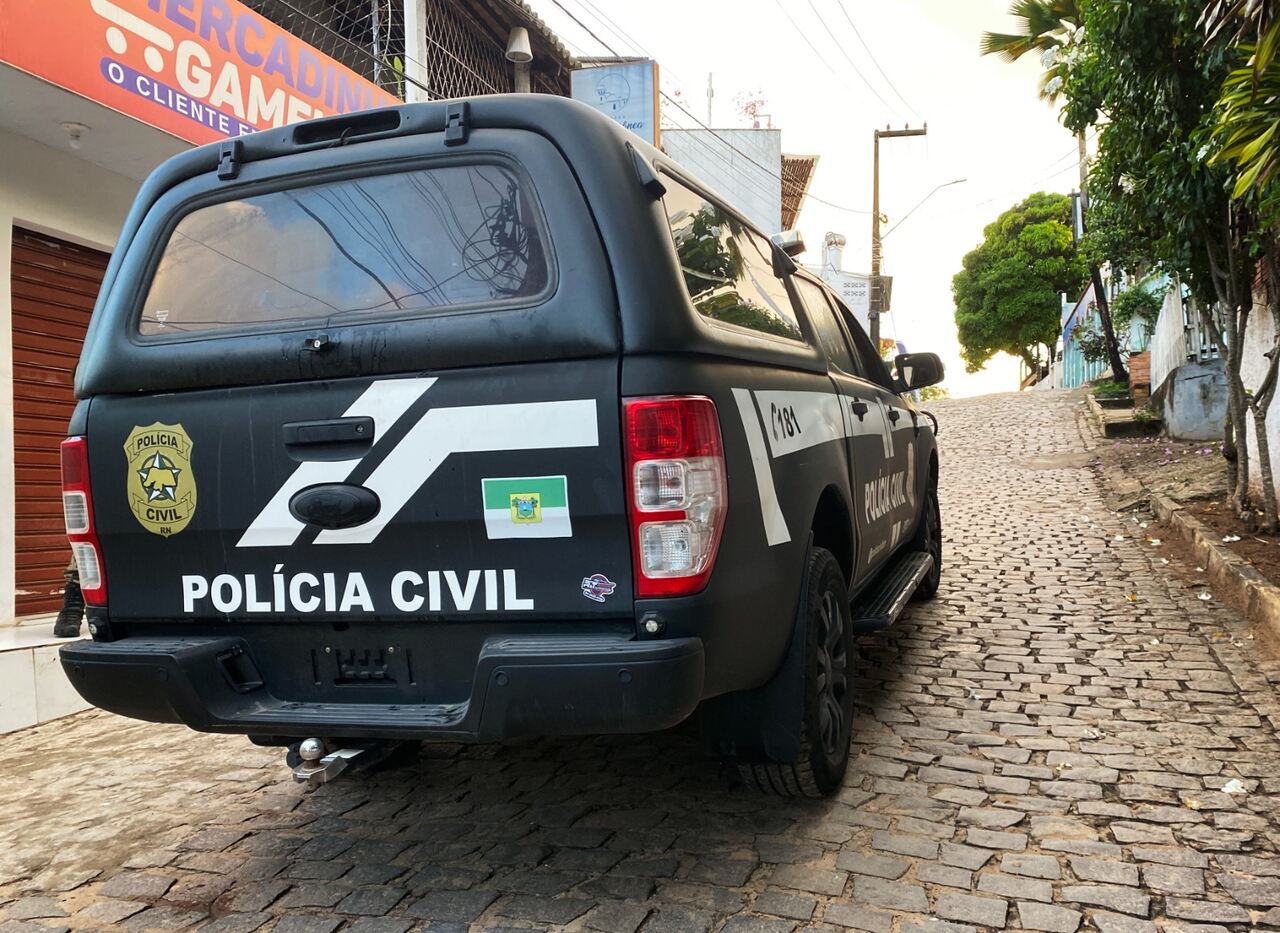 Homem manda foto de arma para a ex-companheira e acaba preso no interior do RN