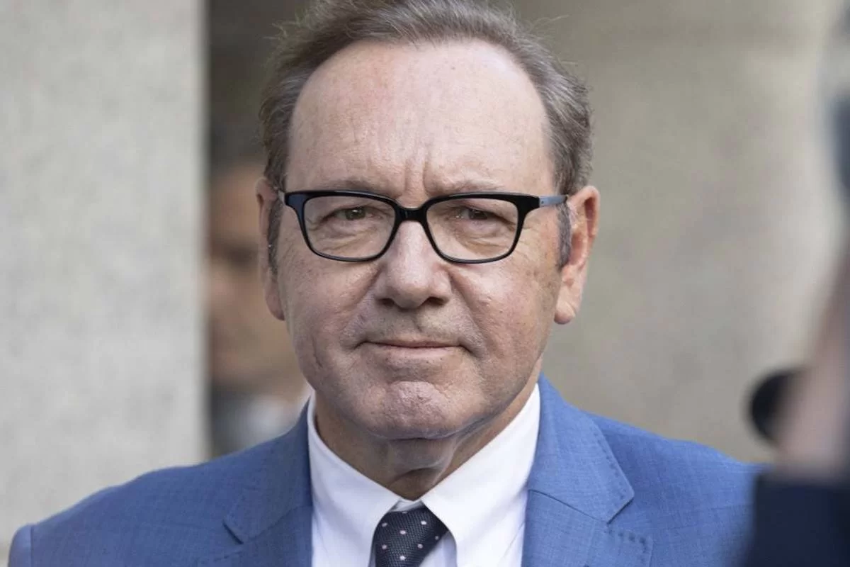 Astro Kevin Spacey é comparado a serial killer durante julgamento