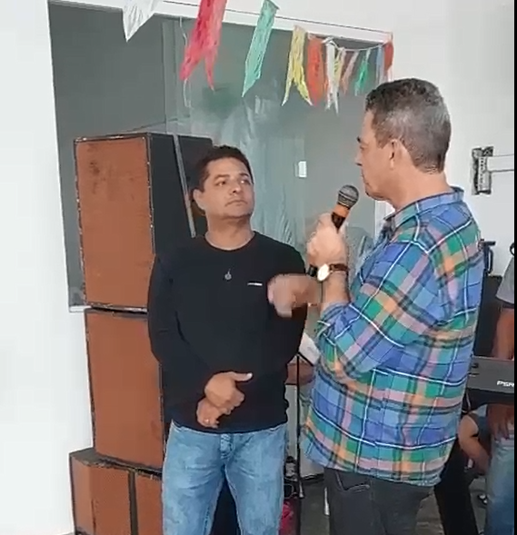 ERALDO PAZ & AMOR: prefeito de São Gonçalo recebe pedido de desculpa de presidente da Câmara que o atacou; veja o vídeo
