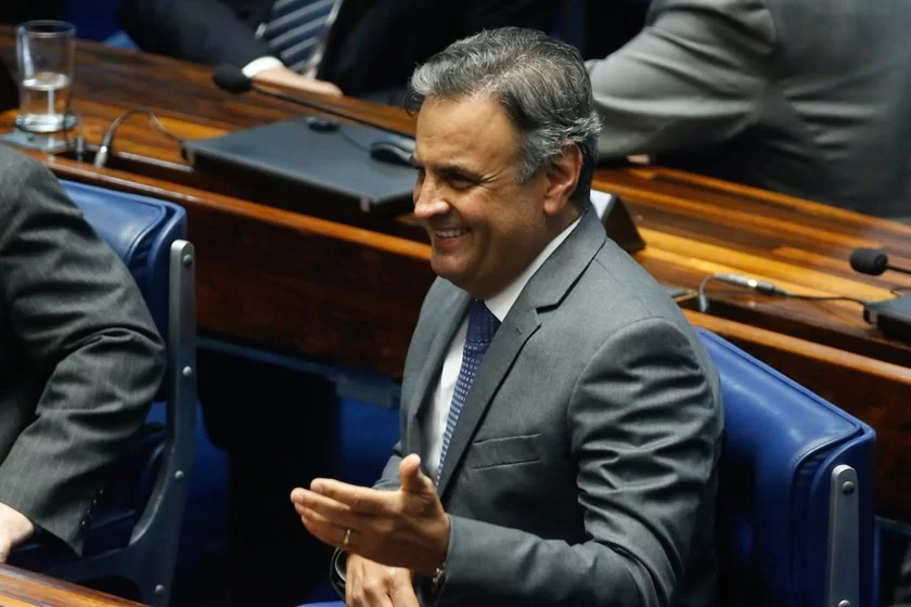 Cresce aposta que Aécio suplantará Eduardo Leite no PSDB